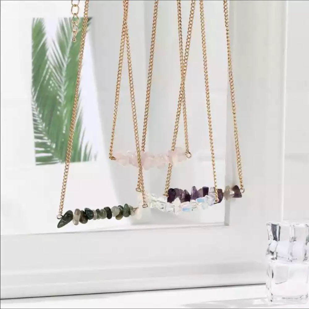 🎉SALE🎉Summer boho beaded and gold necklace - Picture 3 of 3
